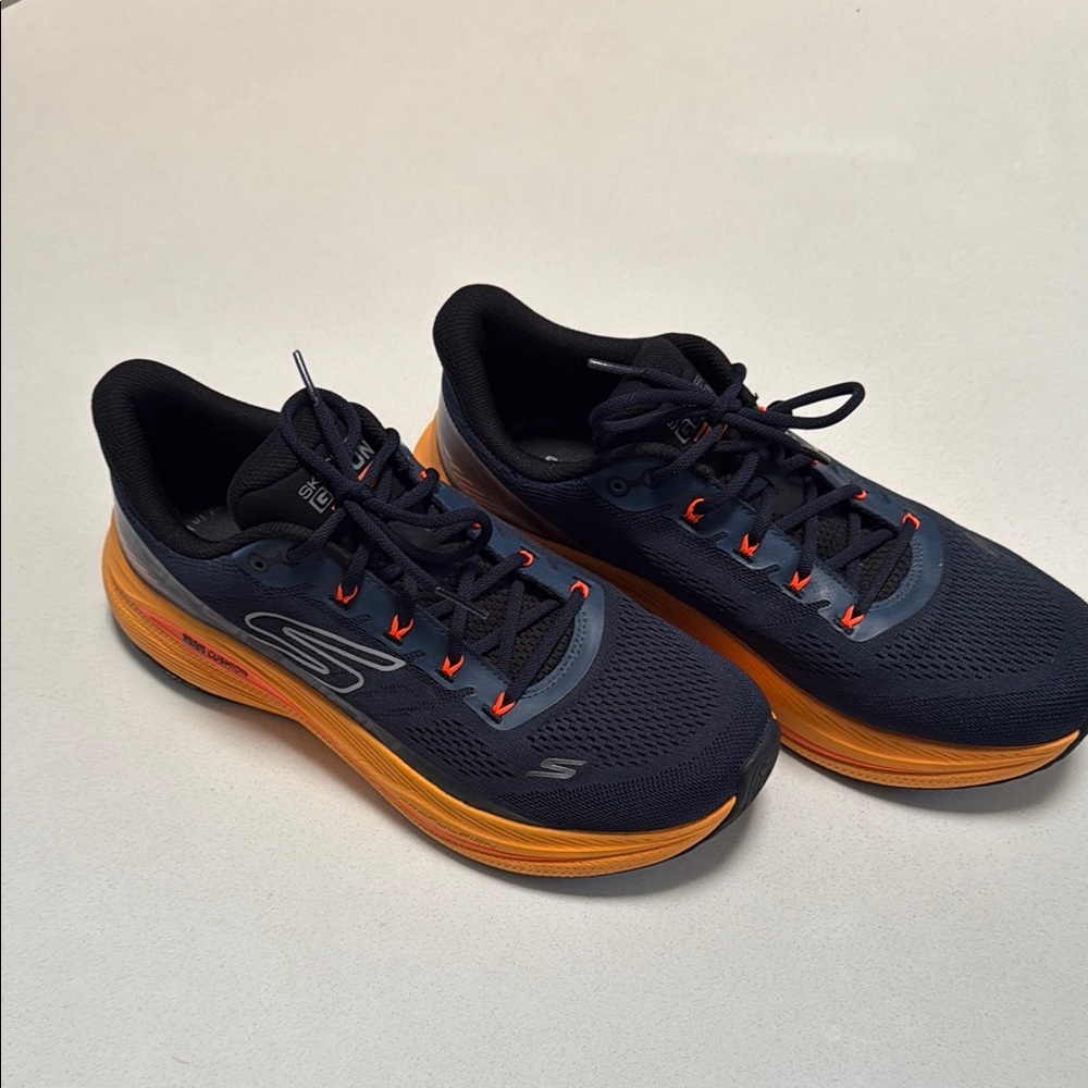 Skechers Max Cushioning Propulsion Navy/ Orange Running Shoe - Size 9